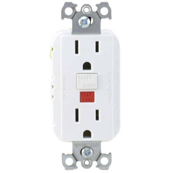 GFCI Duplex Receptacle w/ Plate (White)